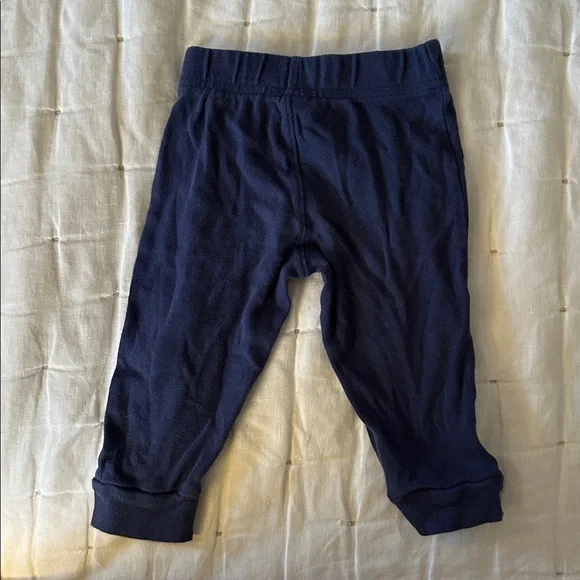 8 piece 6-9mo. Cozy Baby Boy Clothes (029) - Picture 6 of 16